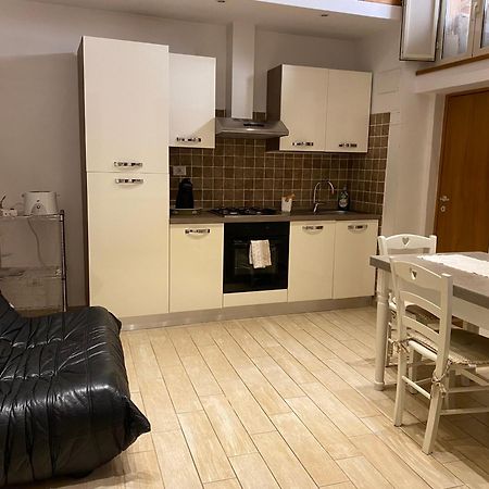 B&B Trastevere Il Vicolo Рим Екстер'єр фото