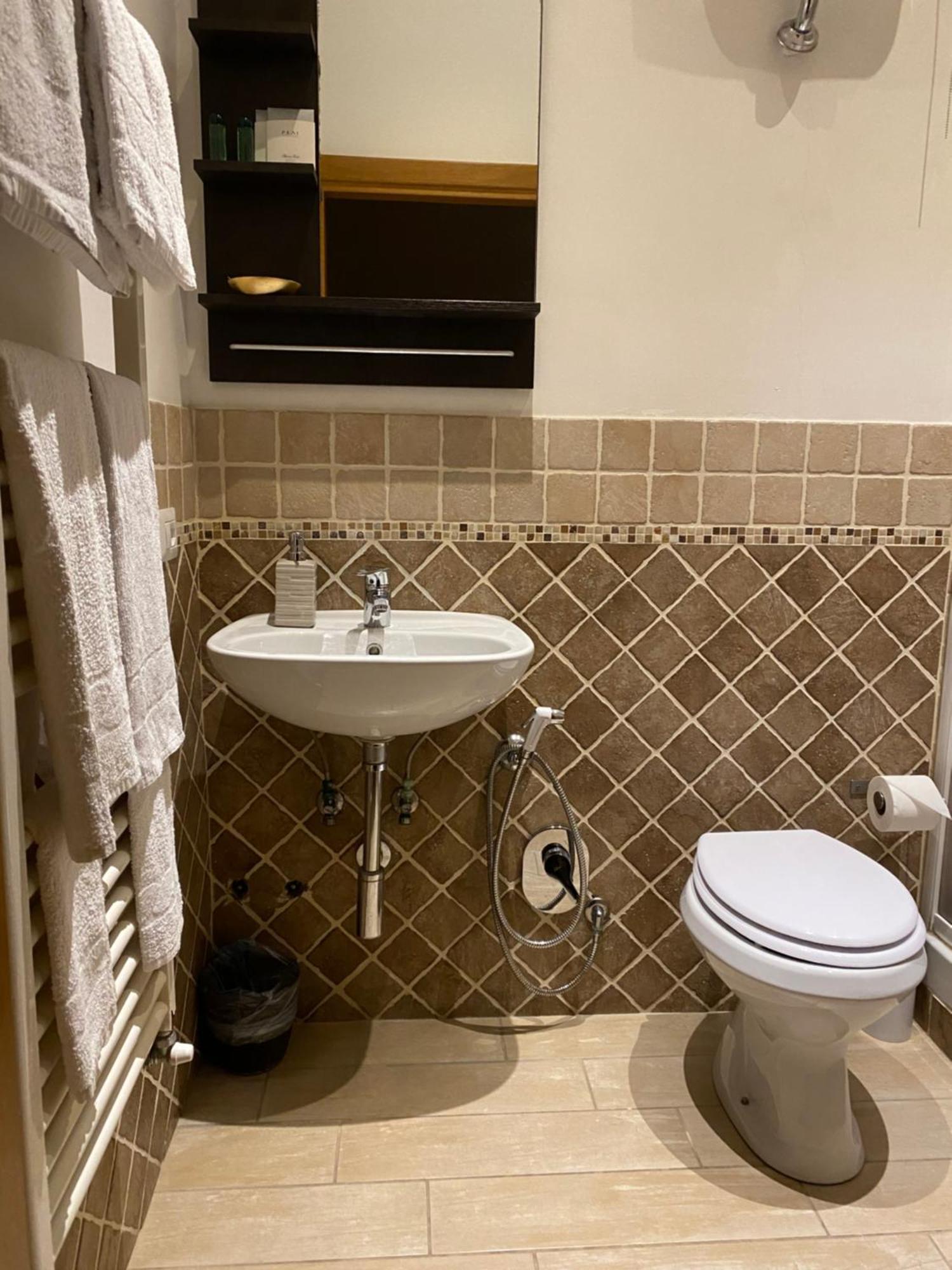 B&B Trastevere Il Vicolo Рим Екстер'єр фото