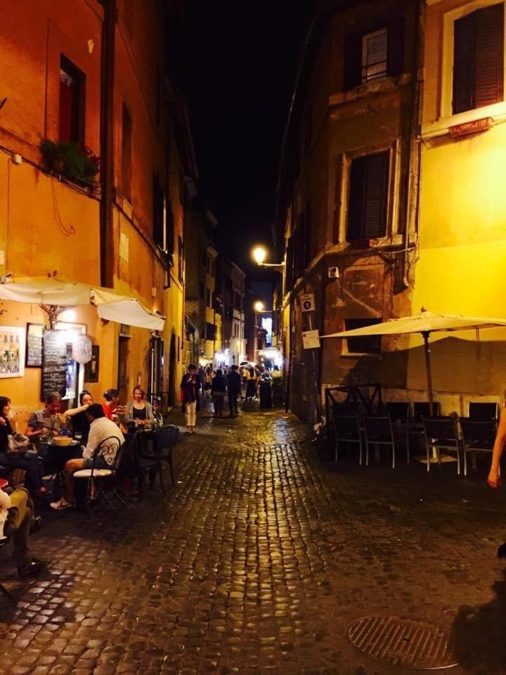 B&B Trastevere Il Vicolo Рим Екстер'єр фото
