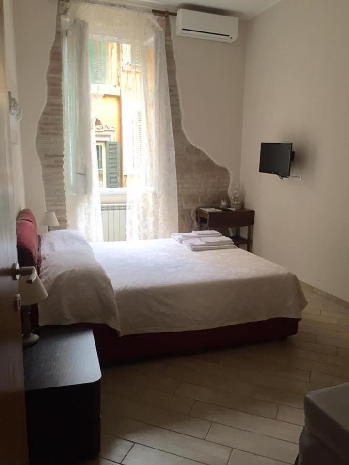 B&B Trastevere Il Vicolo Рим Екстер'єр фото